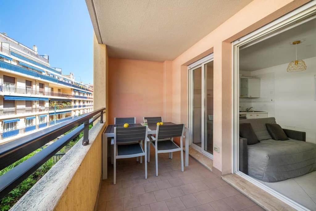 מנטון Palacio- Centre-Ville - Parking Prive - Proche Mer - Grande Terrasse מראה חיצוני תמונה